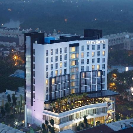 Brits Hotel Karawang Εξωτερικό φωτογραφία