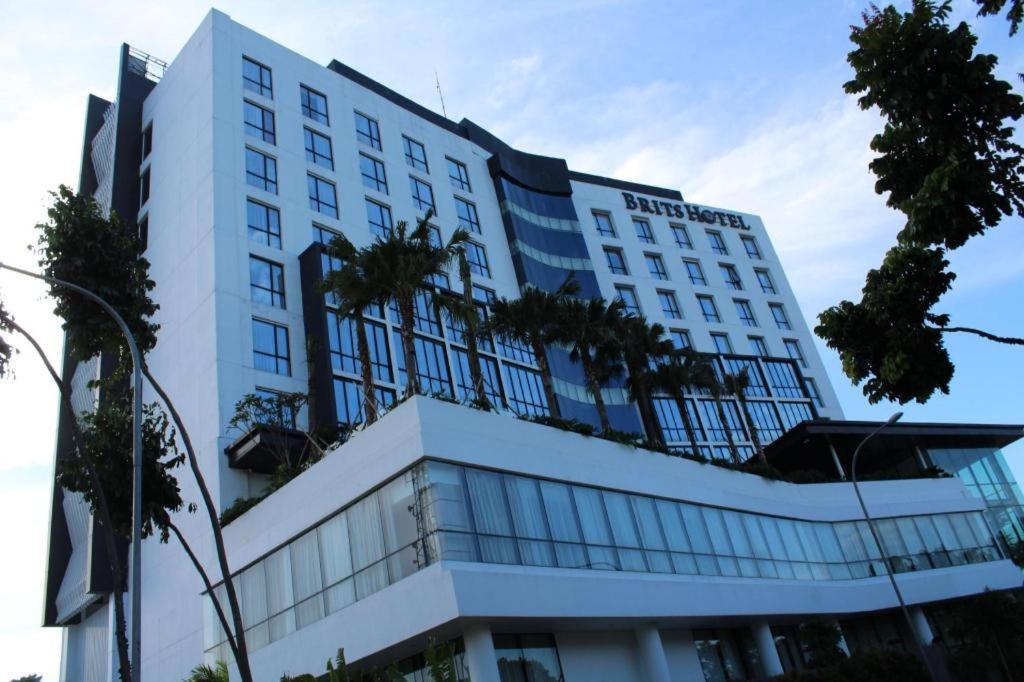 Brits Hotel Karawang Εξωτερικό φωτογραφία