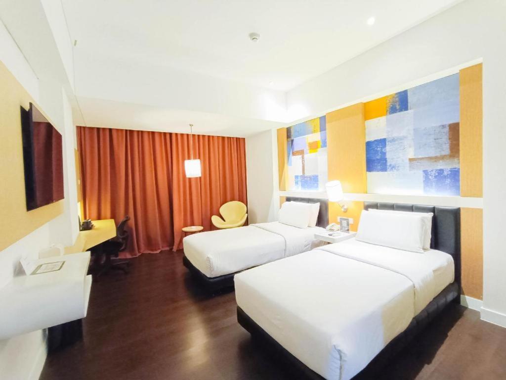Brits Hotel Karawang Εξωτερικό φωτογραφία