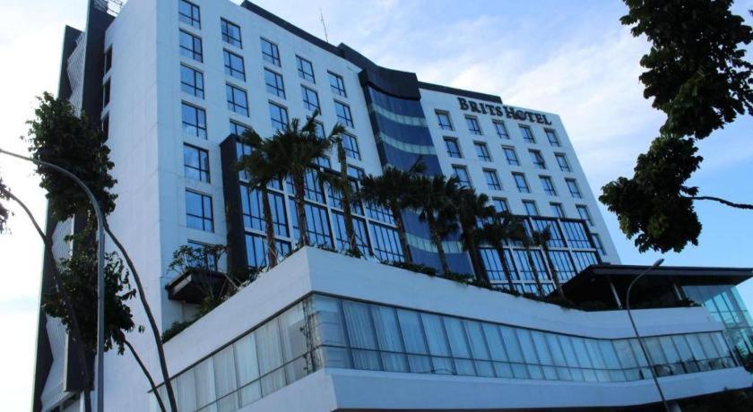 Brits Hotel Karawang Εξωτερικό φωτογραφία