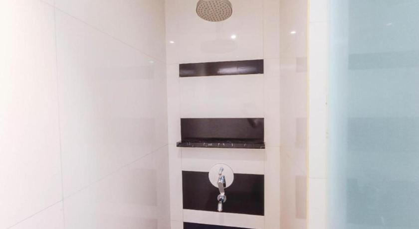 Brits Hotel Karawang Εξωτερικό φωτογραφία